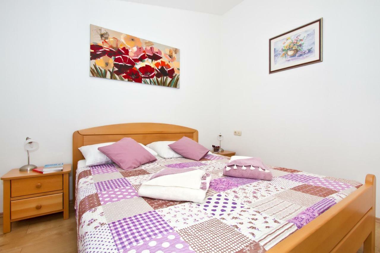 Villa Omis Michy - Family House For Big And Small Groups エクステリア 写真