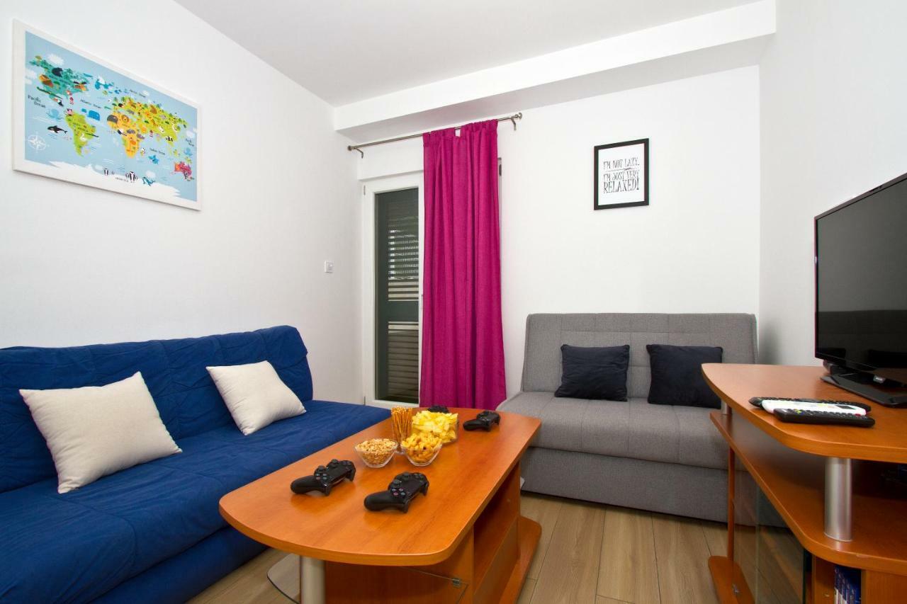 Villa Omis Michy - Family House For Big And Small Groups エクステリア 写真